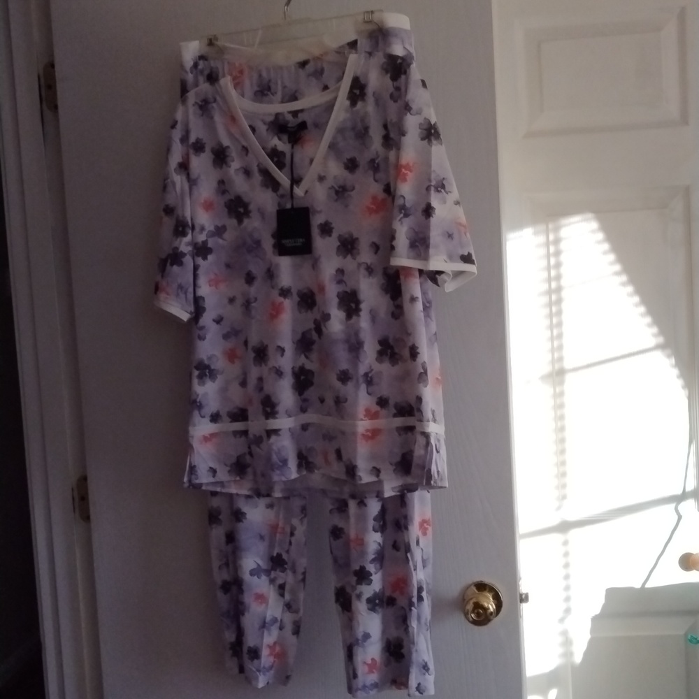 Simply Vera Vera Wang Pajama Set
